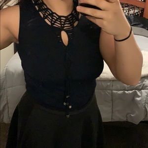 Cool necked tank top